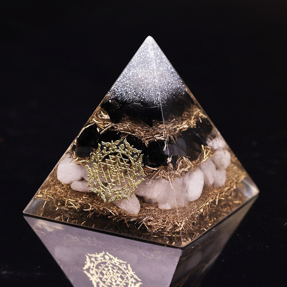 Natural Crystal Pyramid Home Accessories Car Ornament